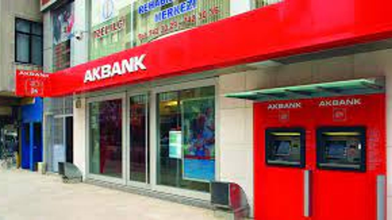 Akbank, Borçlu Müşterilere Rahat Nefes Aldıracak Kampanyasıyla 1500 TL Hediye Ediyor!