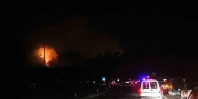 Antalya' da yangın ! 3.5 kilometre yayıldı !